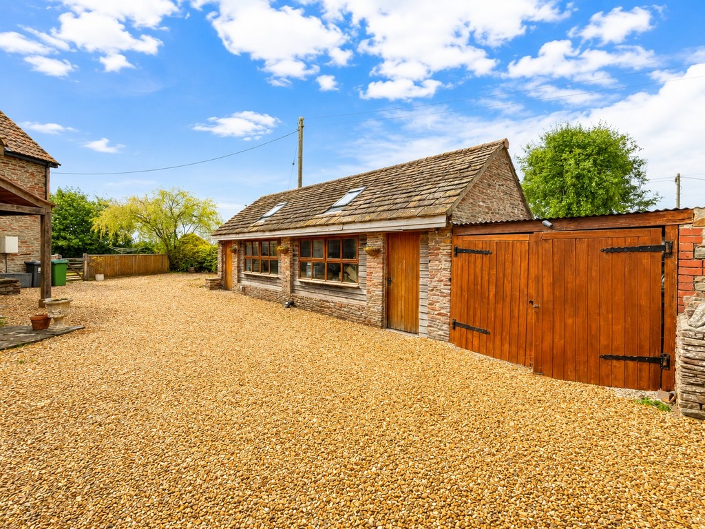 Chaingate Lane, Iron Acton, Bristol