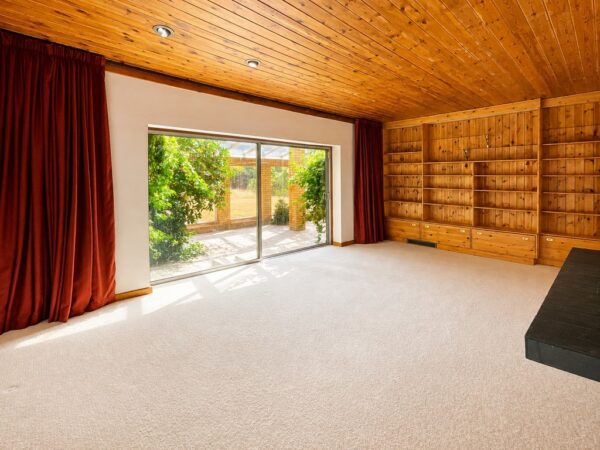 Frampton End Road, Bristol, BS36