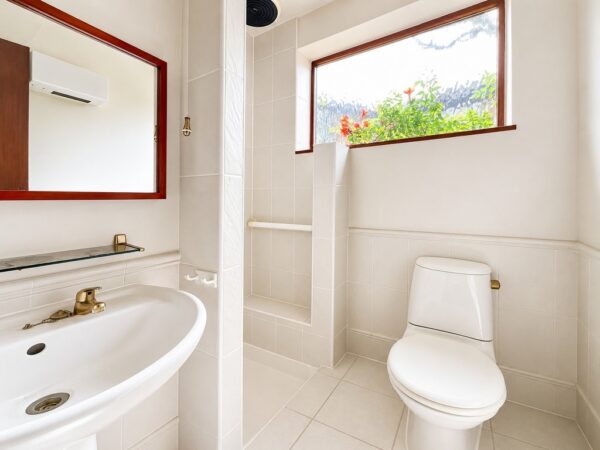 Frampton End Road, Bristol, BS36