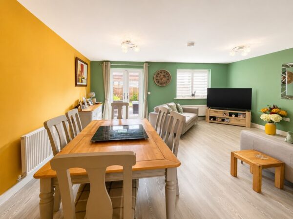 Dowsell Way, Bristol, BS37