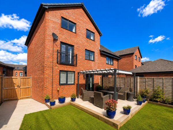 Dowsell Way, Bristol, BS37
