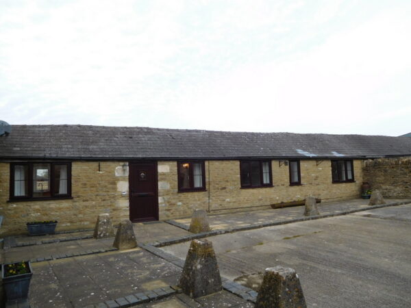 Newlands Farm, Chippenham, SN14