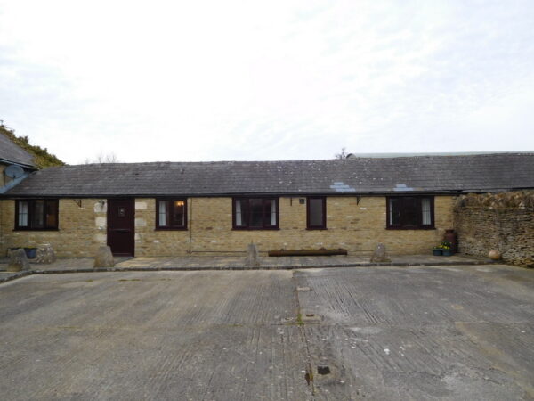 Newlands Farm, Chippenham, SN14