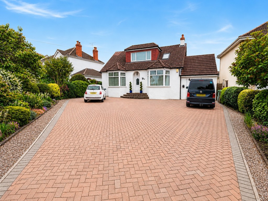 Badminton Road, Coalpit Heath, Bristol