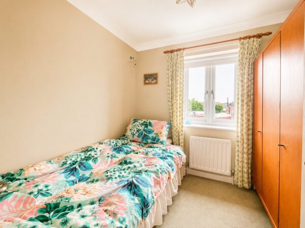 Elmhirst Gardens, Yate, Bristol