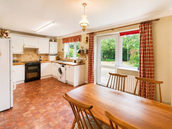 Elmhirst Gardens, Yate, Bristol