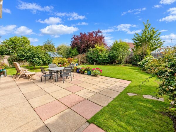Cornwall Crescent, Bristol, BS37