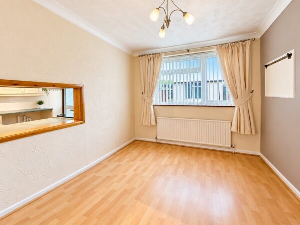 Highworth Crescent, Bristol, BS37