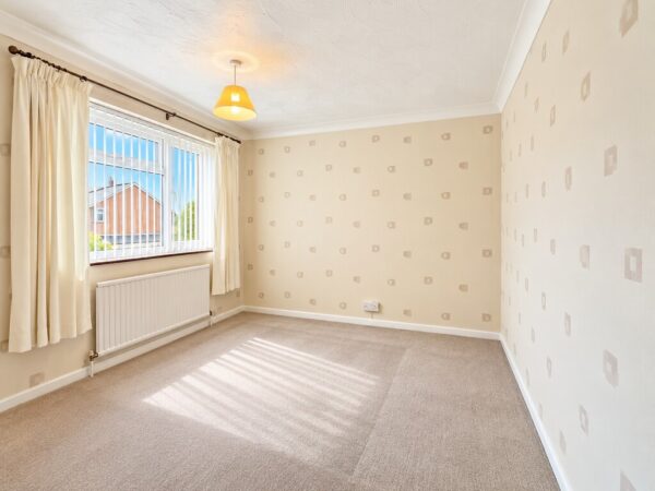 Highworth Crescent, Bristol, BS37