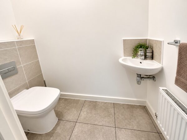 Dowsell Way, Yate, Bristol