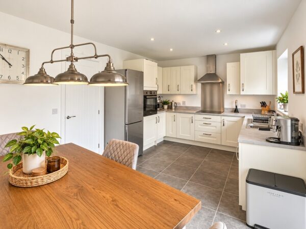 Dowsell Way, Yate, Bristol