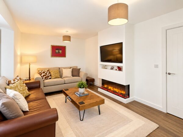 Dowsell Way, Yate, Bristol