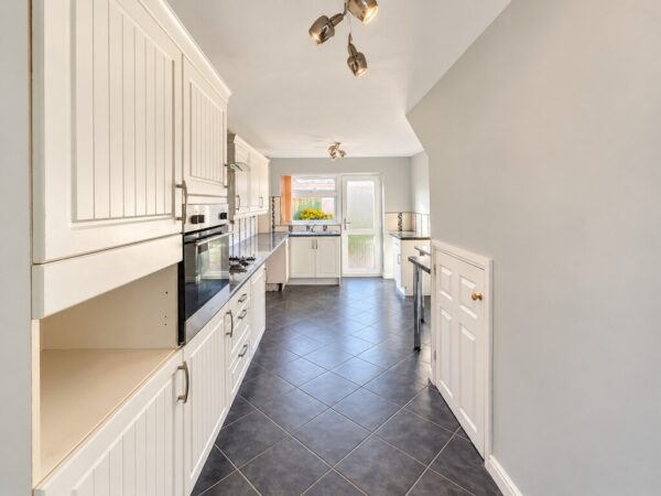 Cranleigh Court Road, Yate, Bristol