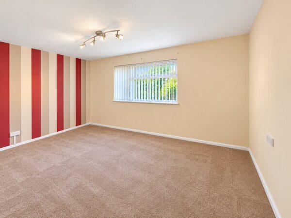 Cranleigh Court Road, Yate, Bristol